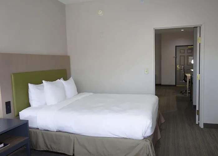 Hotel Country & By Radisson, Round Rock, Tx