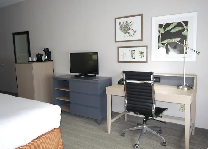 Country & By Radisson, Round Rock, Tx 4*